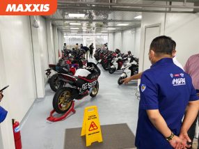 Maxxis Temani Gesits Mejeng di Pembukaan Sirkuit Mandalika
