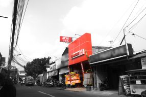 Presiden Direktur Maxxis International Indonesia Meresmikan Gerai M2TC Bintang Ban 3 di Jakarta